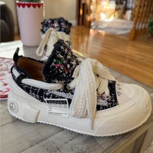 XVESSEL ✨ Sneakers ✨ Peace by Piece